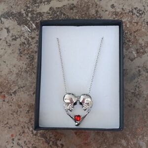 SKULL LOVERS SILVER NECKLACE